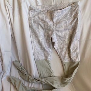 ALO Goddess Leggings